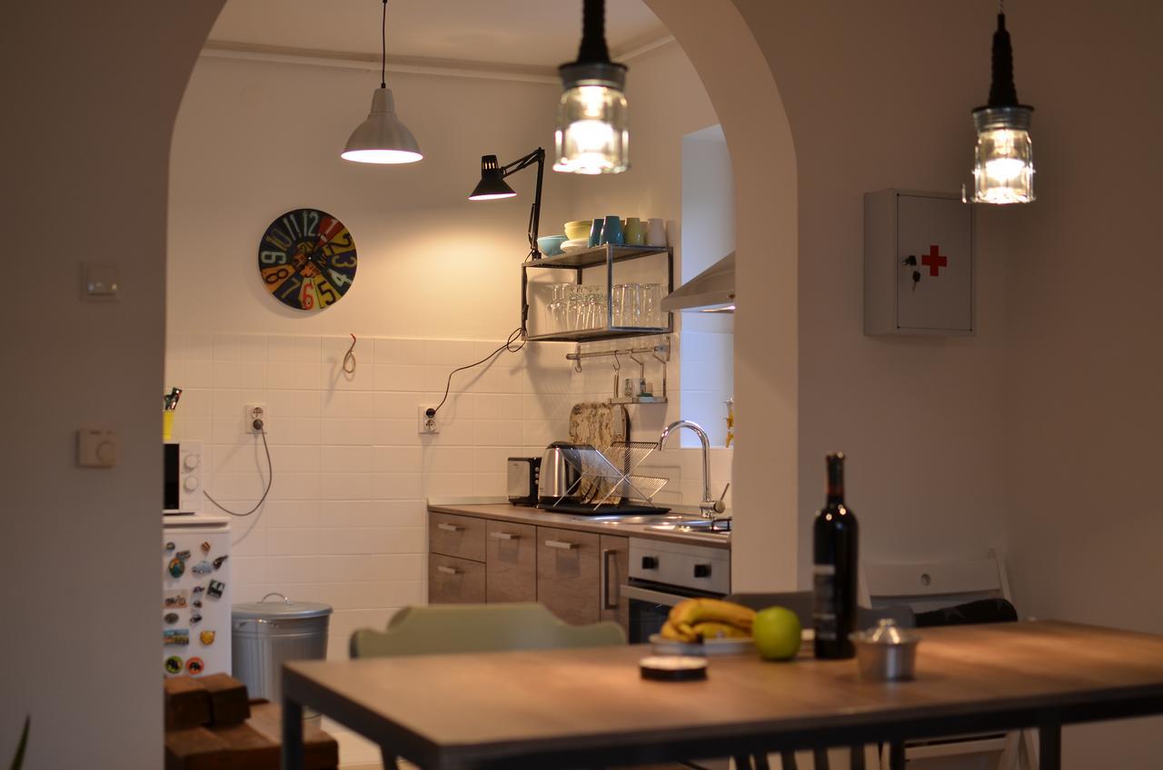 Embassy Of Industry + Free Parking Apartment Сараево Екстериор снимка